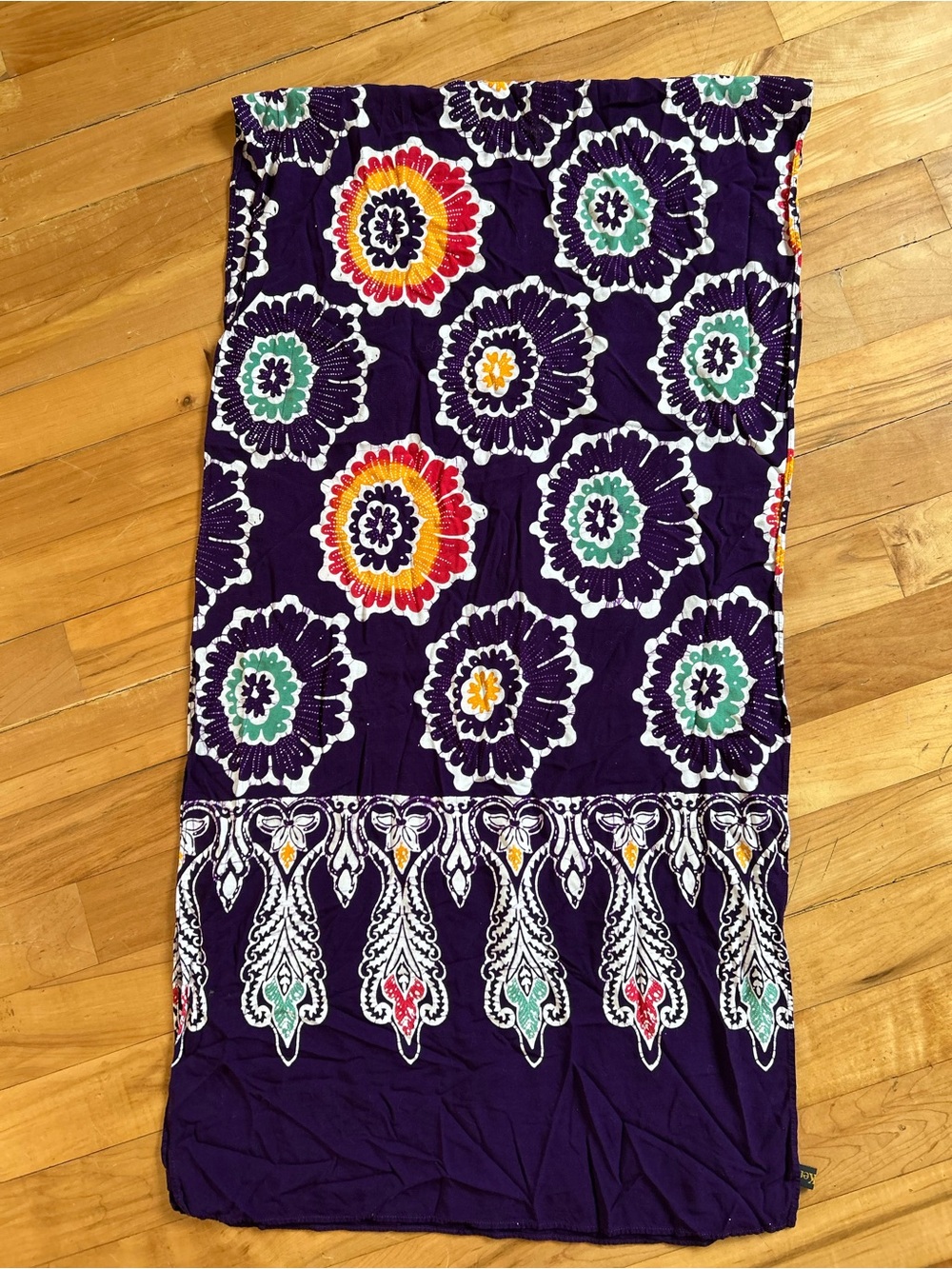 Batik Keris Scarf - Picture 6 of 6